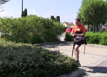 Blonde Cutie In Shorts Enjoys An Outdoors Pussy Drilling Session