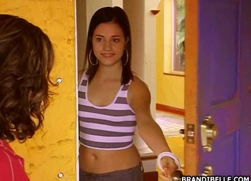 Hot Bitches Both Giving A Hot Blowjob Right Here