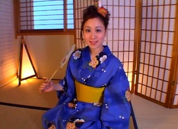 Cute Shizuku Morino Gets Fucked Nicely On The Bed In POV Video