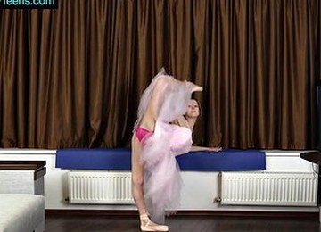 Hot Ass Berezka New Gymnast Super Hot