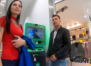 Cuckold Cash, Hunt 4k