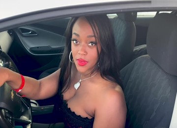 Interracial Fuck With Buxom Ebony Milf Roxie Ray