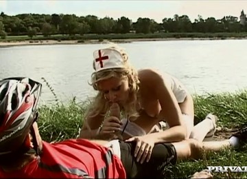 Hot Sex In The Ambulance With The Slutty Nurse Sandra Mark