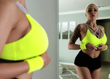 Stunning Busty Blonde MILF Nina Elle Gives Terrific Pleasant Titjob To Her Stud