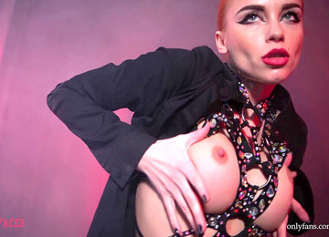 Gymnast, Voluptuous, Kink