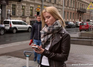 Dude Fucks Sweet Looking Blond Girlfriend Kiara Night On The First Date