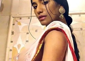 Indian Saree Solo Dance