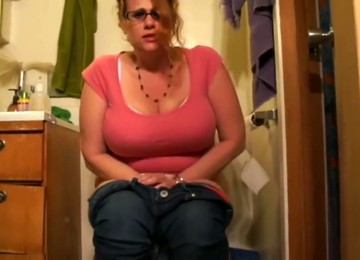 Mature Bbw Burping And Farting