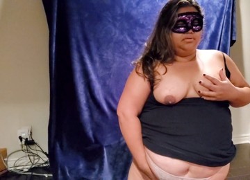 Oral Pleasure, Latina