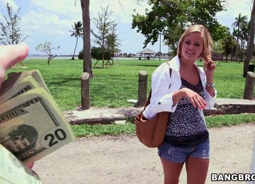 Gorgeous Anabelle Pync Shows Off Her Big Round Boobs In The Car