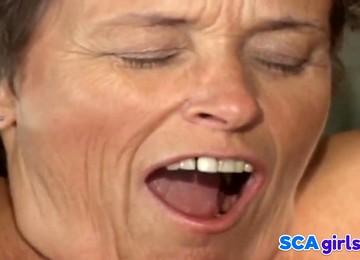 Old Lady Orgie, Del 1 - Hard Fuck