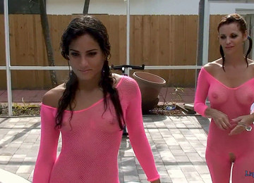 Underwater Lesbians, Latina Lesbians Long, Chantelle Underwater