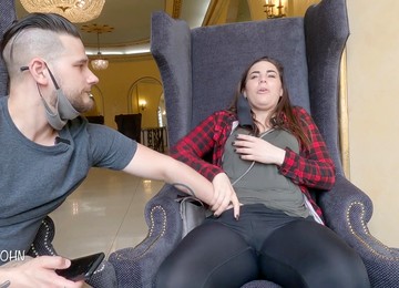 Tickle, Vibrator In Public