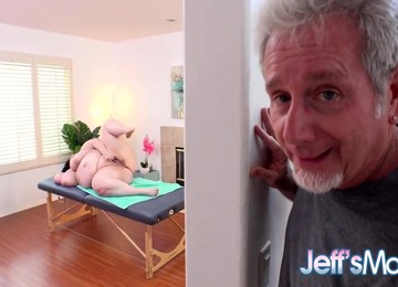 Fat Perfection Eliza Allure Gets Horny On The Massage Table