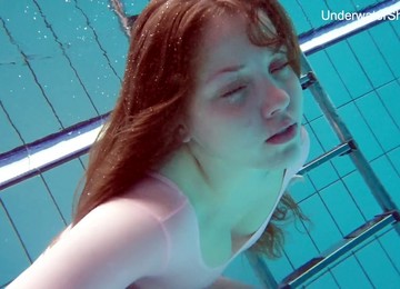 Nude Sports, Natural Tits, Teenager pool