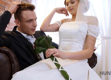 Wife For Cash, Wedding Hunt 4k, Dinero Maduras