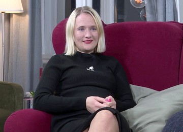 Pregnant Birth Porn, German Feet