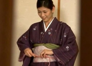 Hot Japanese AV Model Gets Fucked In Voyeur Video