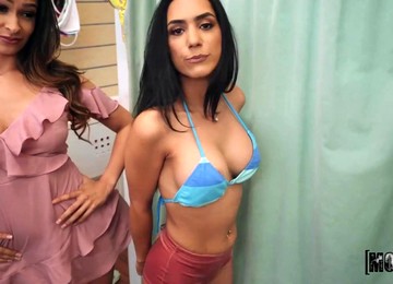 Share My BF - Tia Cyrus And Katana Kombat - Bikini Black Friday - Tia Cyrus