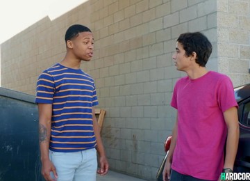 18-Year-Old Guys Gang Shag Mommy Latina