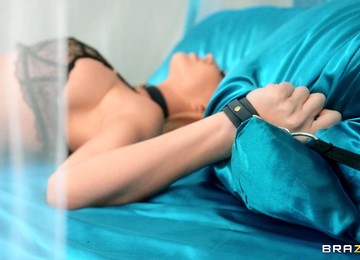 Deep Orgasms In Bed For Slutty Abella Danger