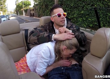 Blonde Hottie Devours Cock In Amateur XXX