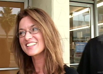 Indiana Bell Sucks A Fat Shaft And Gets Her Pussy Smashed