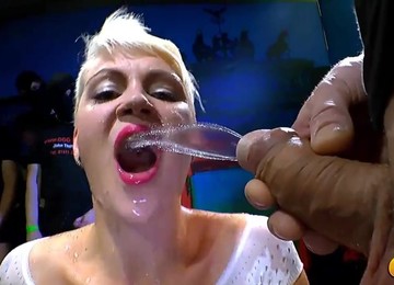 Kinky Moms Hardcore Gangbang Pissing Fetish