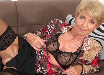 Saggy Mature, Saggy, Beautiful Mom