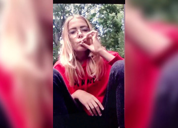 Swedish, Svensk Tjej Onanerar, Svensk Tjej Knullar Utomhus