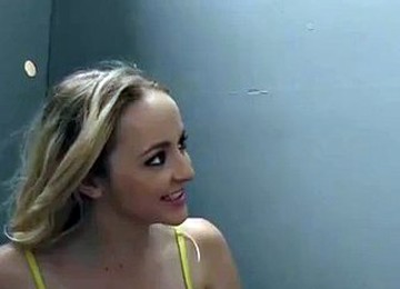 Anna Bell Peaks And Iris Rose Suck BBC - Gloryhole