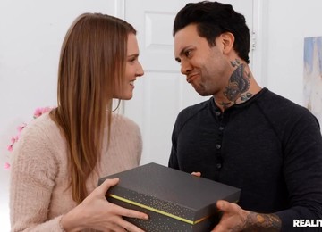 Ashley Lane Thanks Small Hands For The Gift