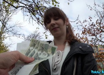 Erik Everhard Payed Shy Coed Luna Dark For Sex