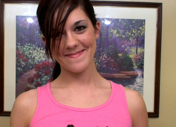 Leggy Teenager With A Chubbies Clit Suck Dick