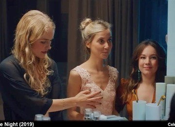 Nude, Berühmtheit Teen, Erotisch Tiener