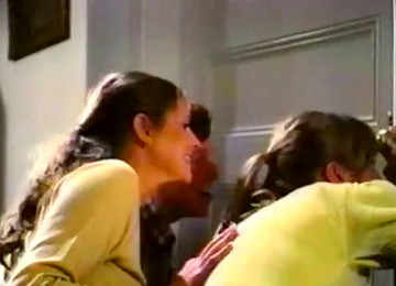 Naughty American Girl Does Blowjob Over Vintage Cock