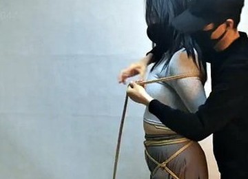 Chinese Bondage - Rope Suspension