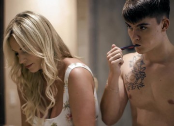 Blonde Rachael Cavalli With Large Tits Gets Fucked By A Younger Dude