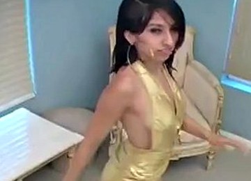 Extraordinary Beauty Enjoys Being Drilled