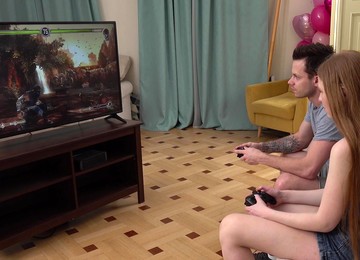 Good Looking Madina With Shaved Pussy Gets Penetrated Hard