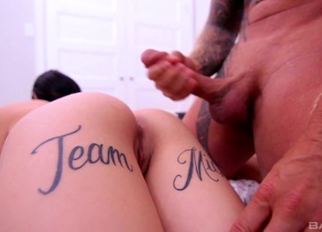 Thin Babe Jizzed On Ass In The End Of An Addictive Fuck