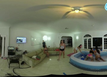 Teen Latina Lesbians Oil Wrestling With Their Big Booty Step-sisters In VR - Big Tits