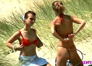 Lesbian Amateur Voyeur On The Beach