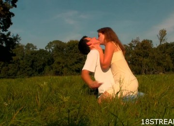 Teeny Couple Having Sex In The Park