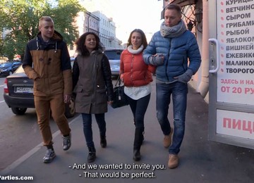 Best Friends Enjoying In Nice Foursome With A Cumshot Ending