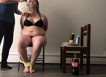 Chubby Girl Food Fetish