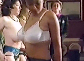 Tanzschule, British Strippers, Stripper