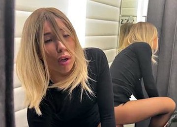 Lush Control At Tims Drive Thru + Mall And Cumming Hard!