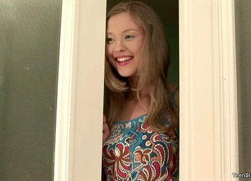 Adoring Blonde Pocahontas Has A Great Time With Two Fat Cocks