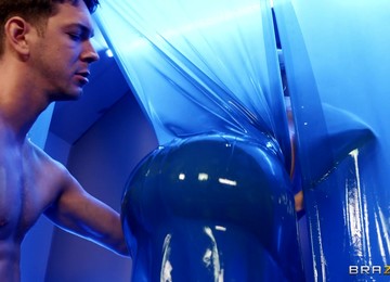 Ravishing Abella Danger Giving A Deepthroat Blowjob In HD